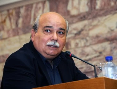 Ν. Βούτσης: Βαθύτατη θλίψη για την απώλεια του Χάρρυ Κλυνν